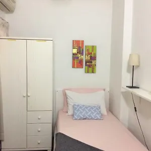  Guest house Cozy Single Bed Wifi Ac And Foldable Mattress Malaysia